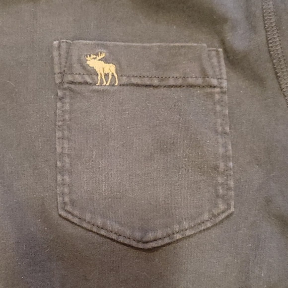 Rustic Abercrombie and Fitch men's long sleeve - Picture 3 of 3